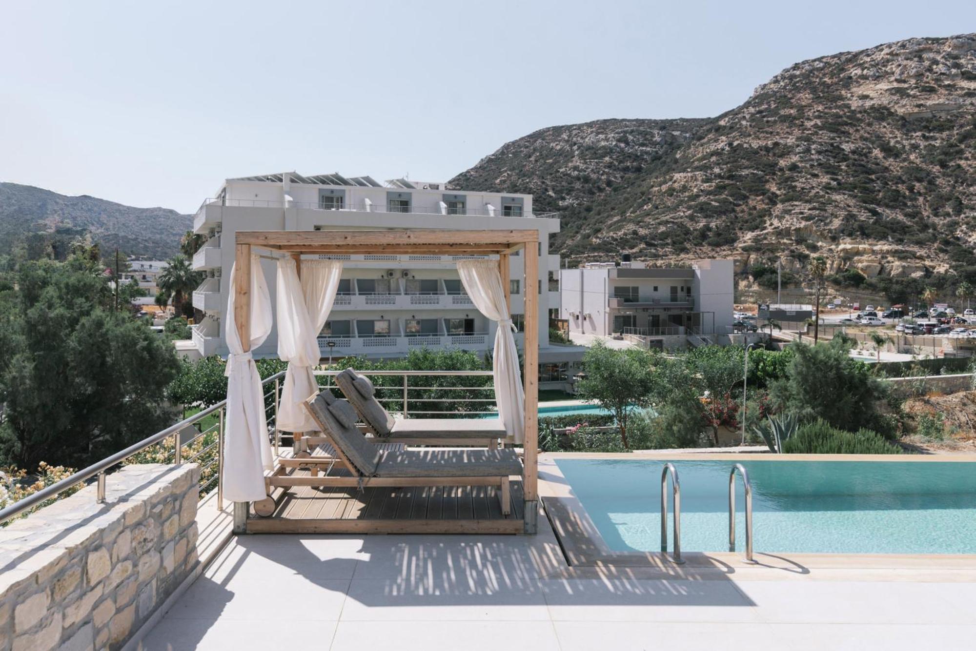 Luxury Ammos In Style * Μάταλα