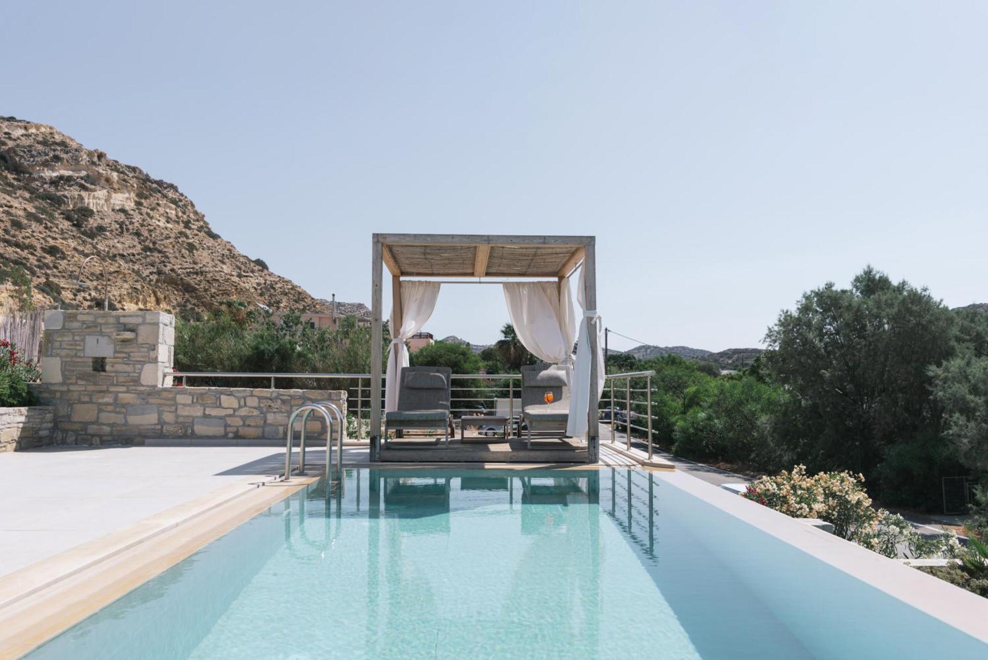 Luxury Ammos In Style *