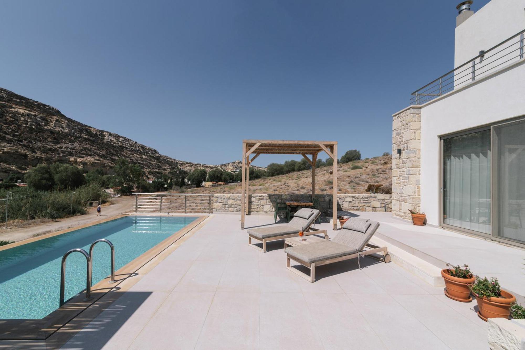 Luxury Ammos In Style * Matala